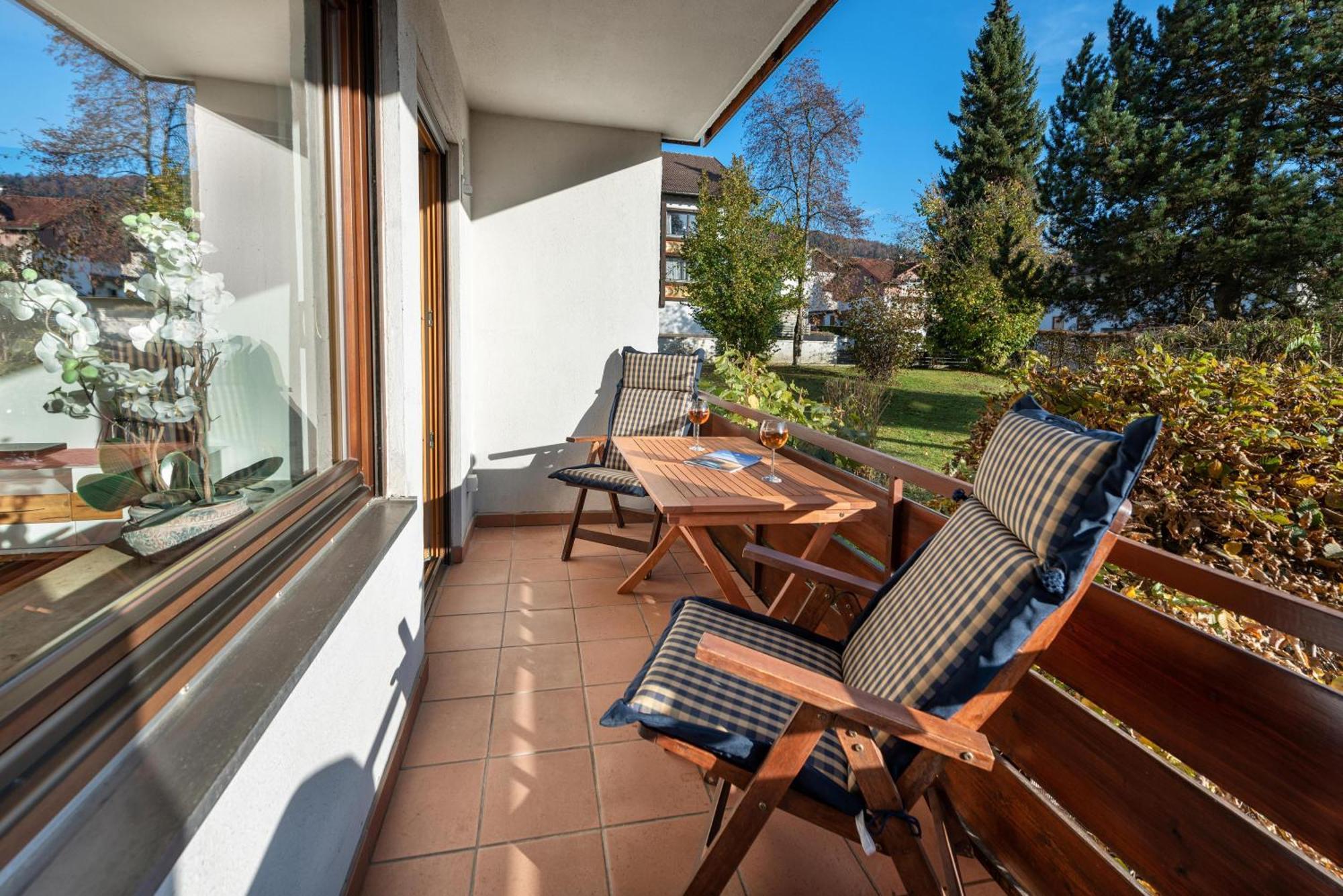 Staufenhirsch Apartment โอเบอร์สเทาเฟิน ภายนอก รูปภาพ